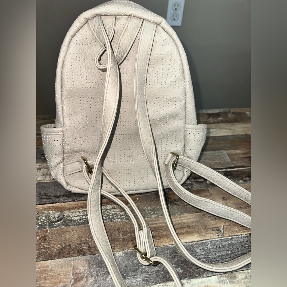 Mini Steve Madden Backpack - Picture 3 of 3